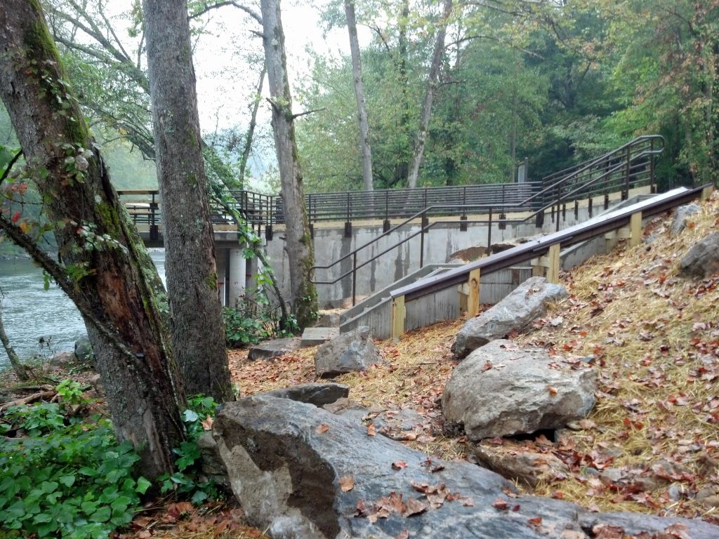Fishing Pier "Fortress”,  put-in, and boat slide on the Oconaluftee River
