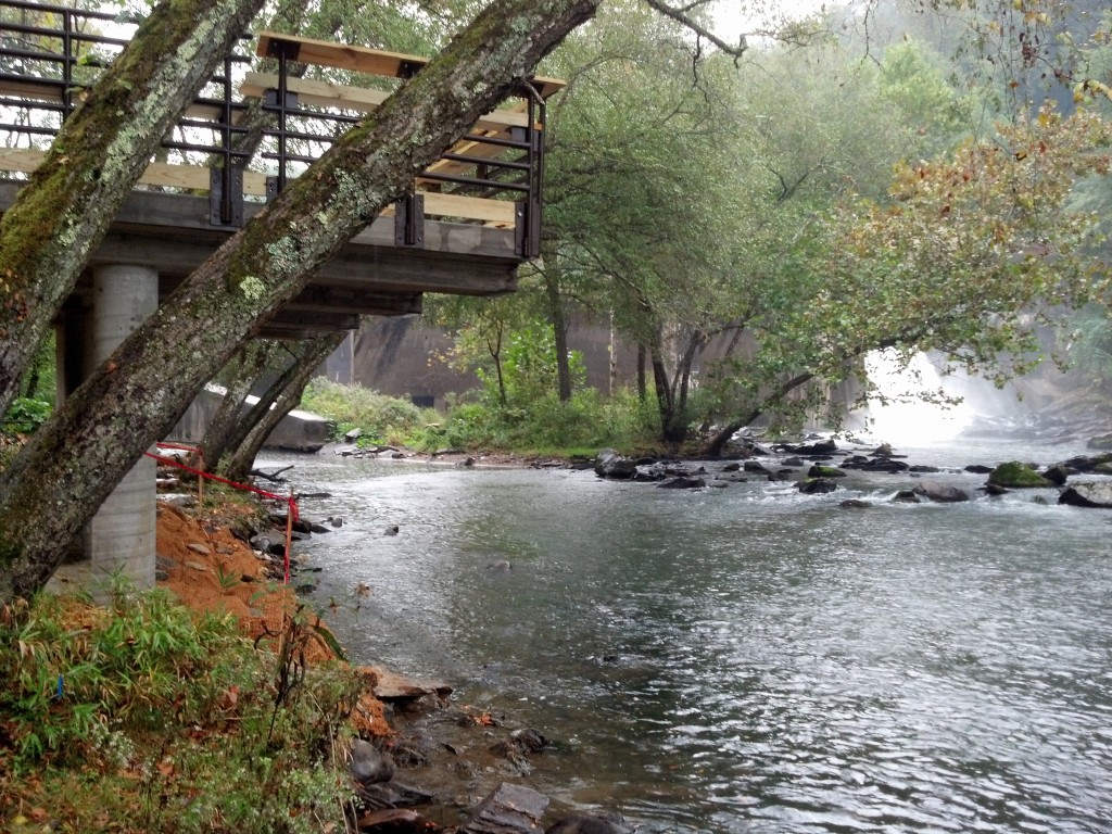 Cantilevered Fishing Pier & Views of the Oconaluftee River